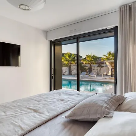 Belle Contemporaine Proche Centre 10 Couchages Villa Sainte-Maxime